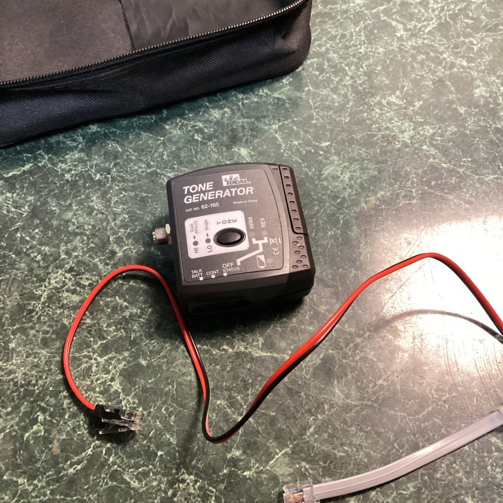 Ideal Tone Generator with Amplifier Probe Case Cables, Ethernet Fox & Hound Tool