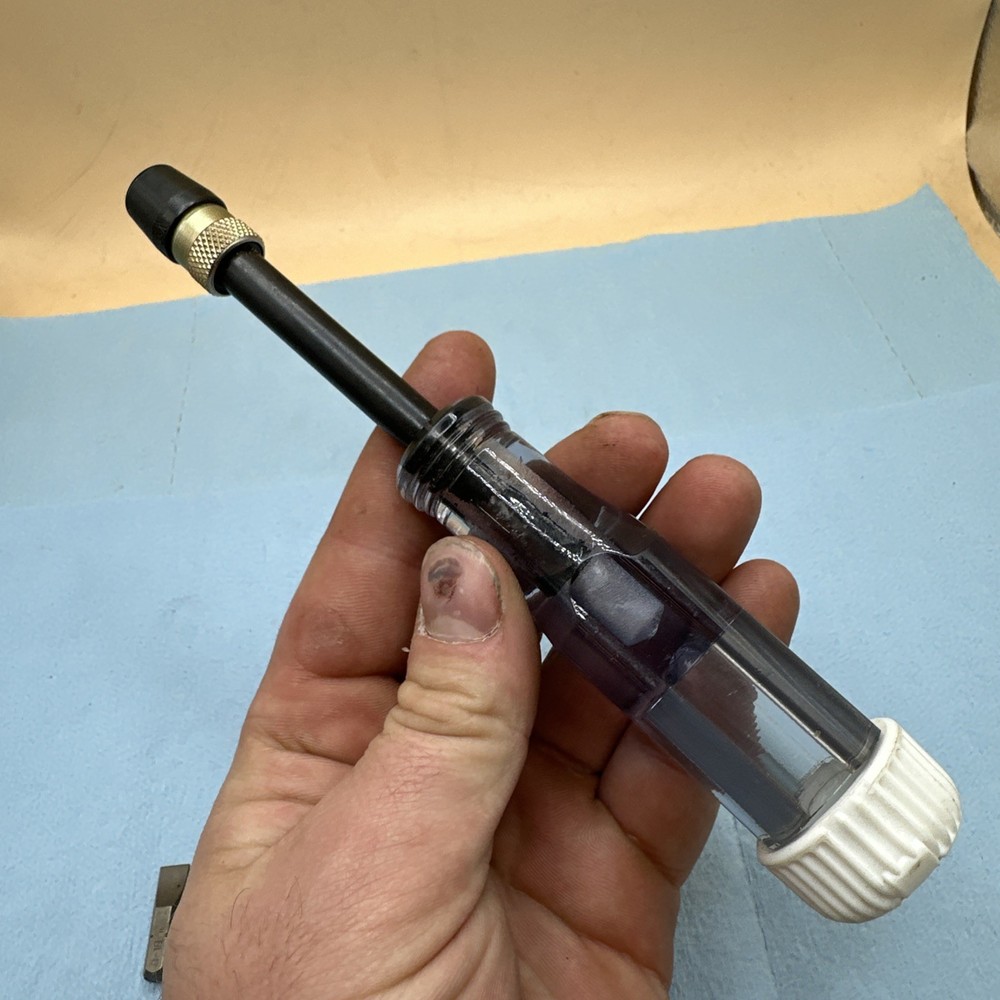 Ideal Industries Quick Change Bit Screwdriver W/ 8 Bits