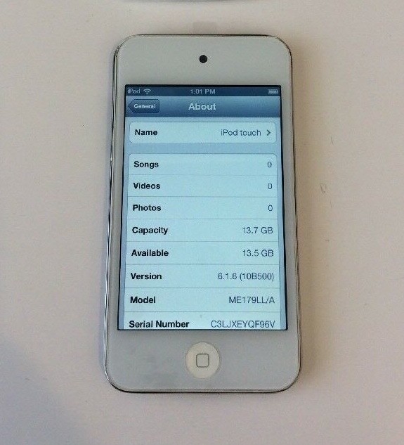Apple iPod touch 4th Generation White (16 GB) Good Condition