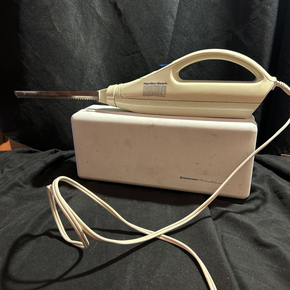 Hamilton Beach Swivel, Carving Knife EUC Storage Case Works!