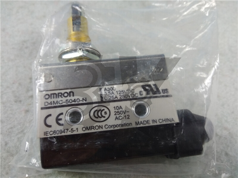 NEW Omron D4MC-5040-N Limit Switch