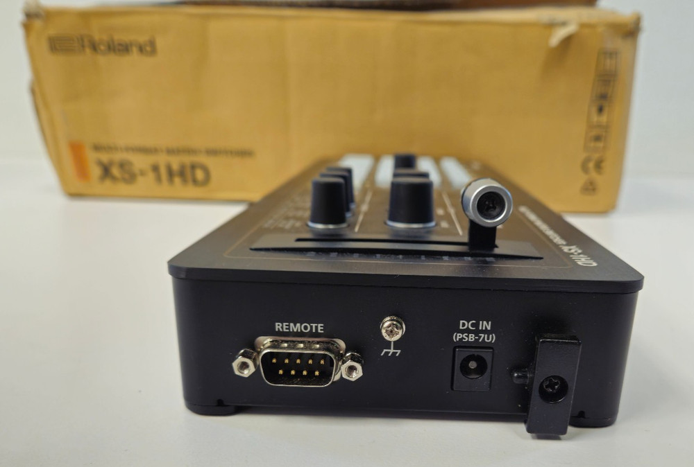 Roland XS-1HD Multi-Format Matrix Switcher Video Processor HDMI 4K
