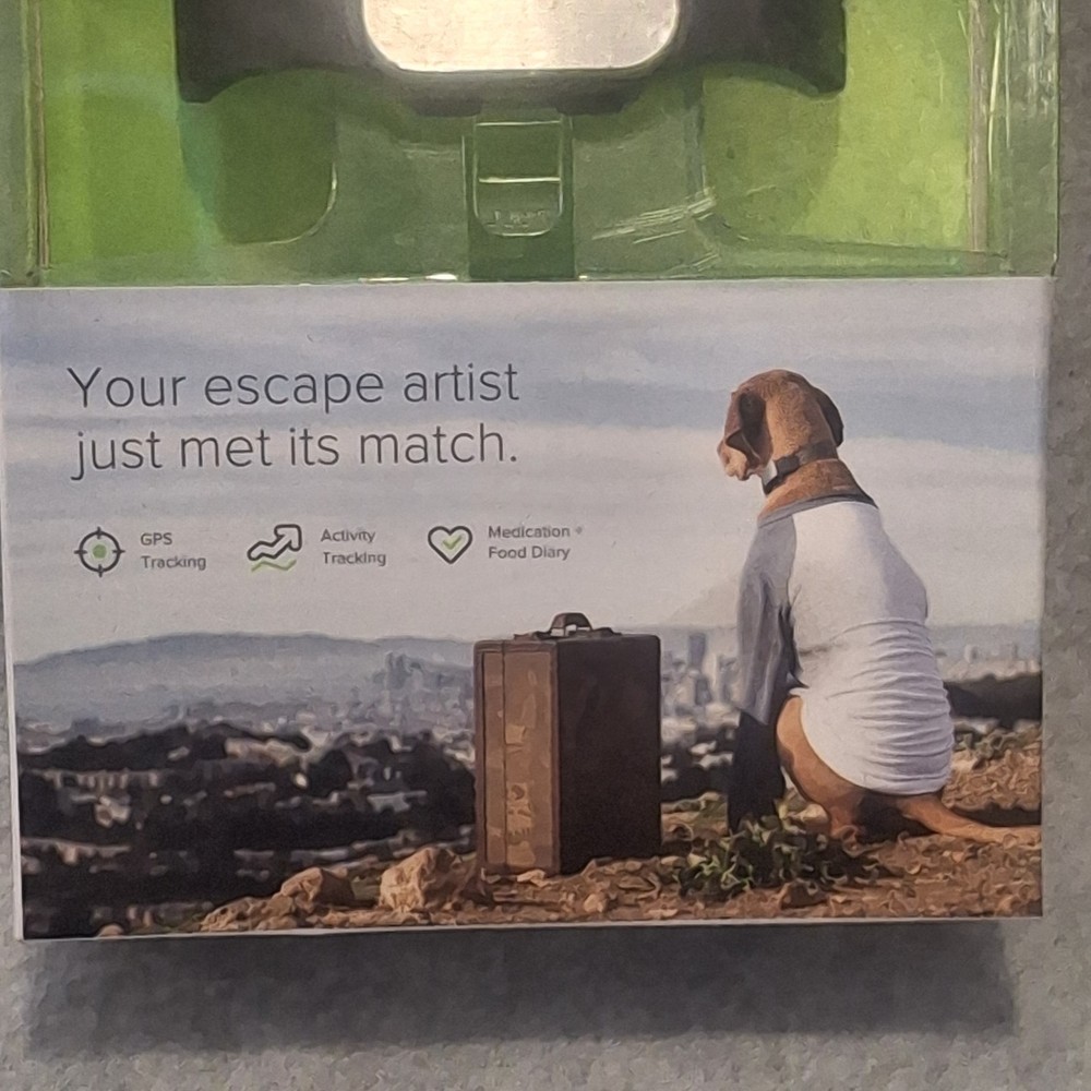 Whistle GPS Pet Tracker Master Kit ID D1A064093 NIB Include Extra Pet Tracker