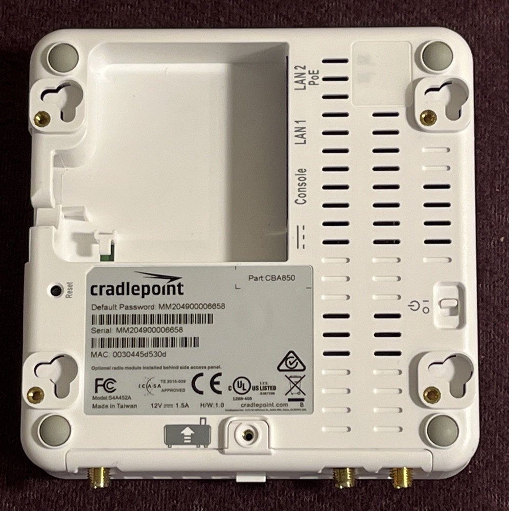 CRADLEPOINT Router w MC400LP6