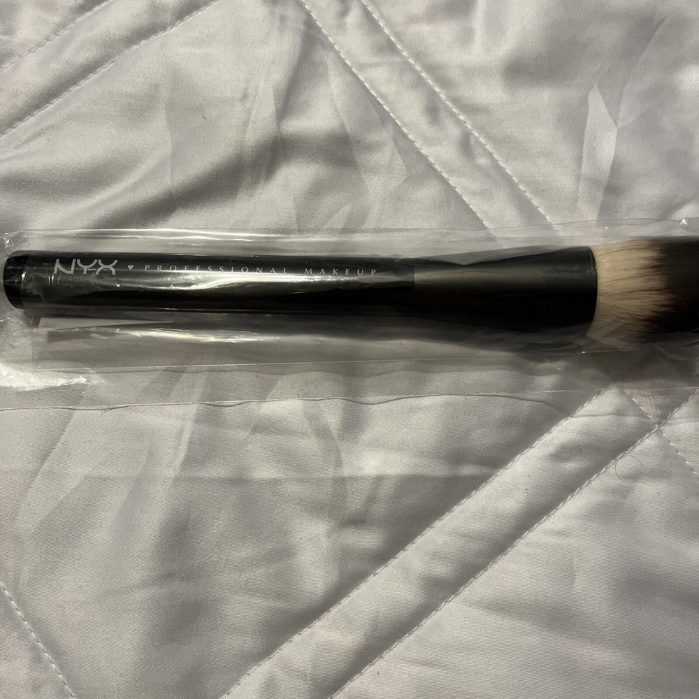 NYX Professional Makeup Pro Multi-Purpose Buffing Brush PROB03 Black