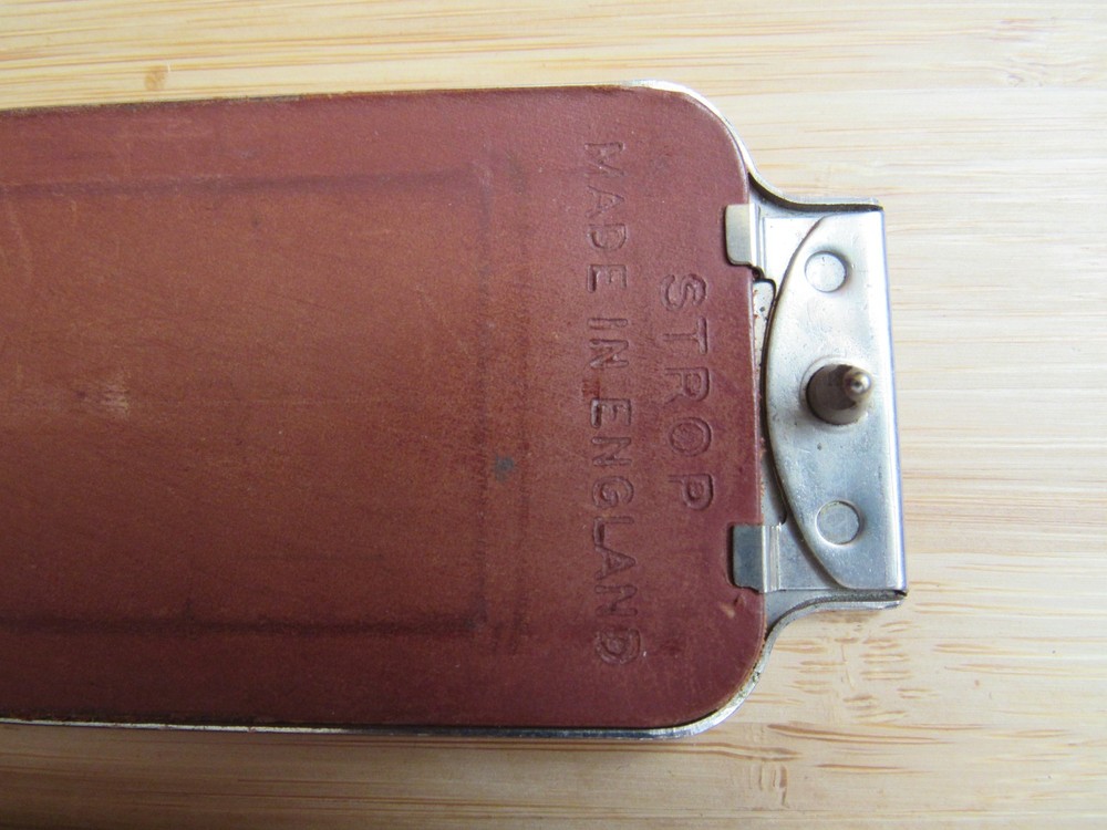 Antique Rolls Razor