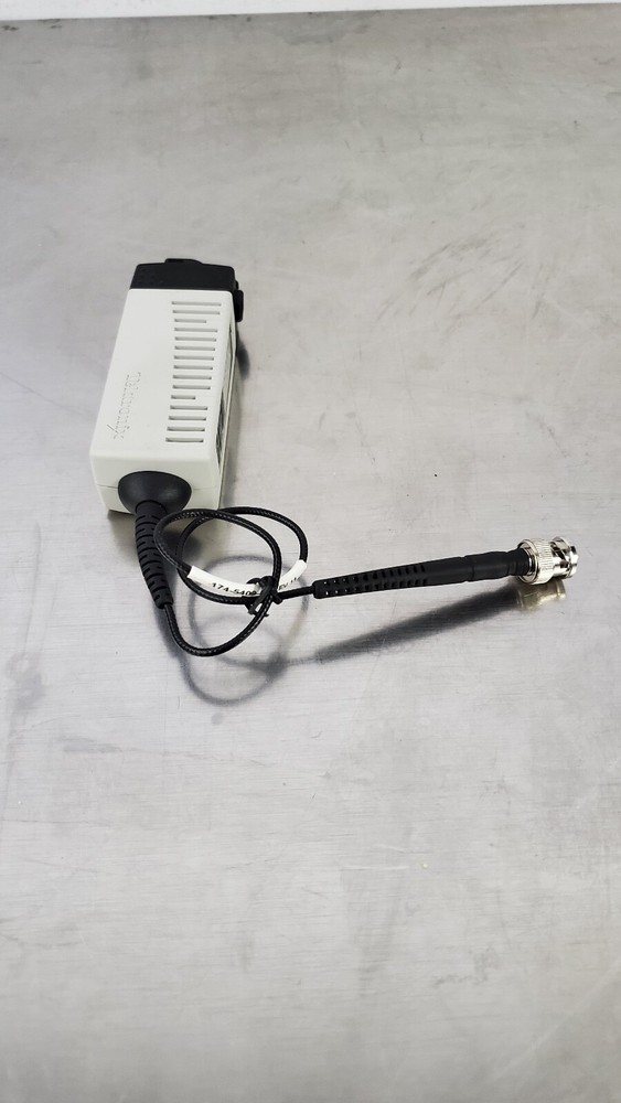 Tektronix TEK-DPG Accessory, Deskew Pulse Generator Signal Source (Refurbished)