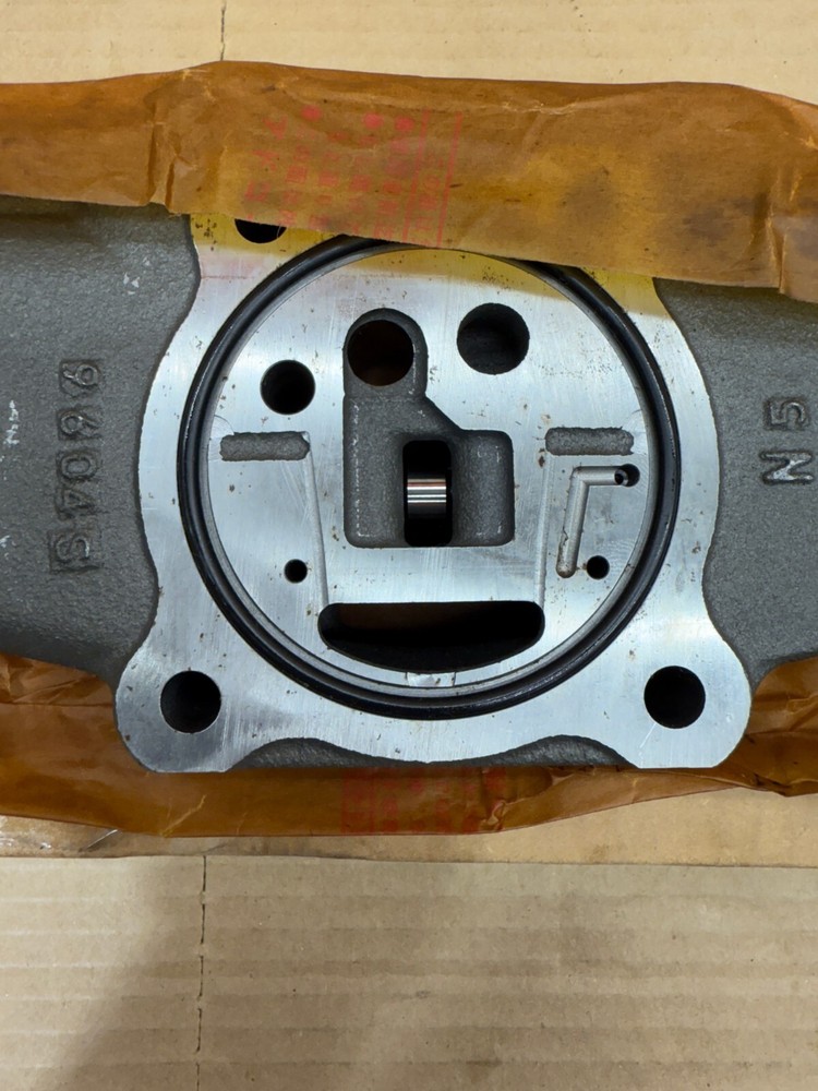 Genuine CNH PH30V00057F1 Control Valve