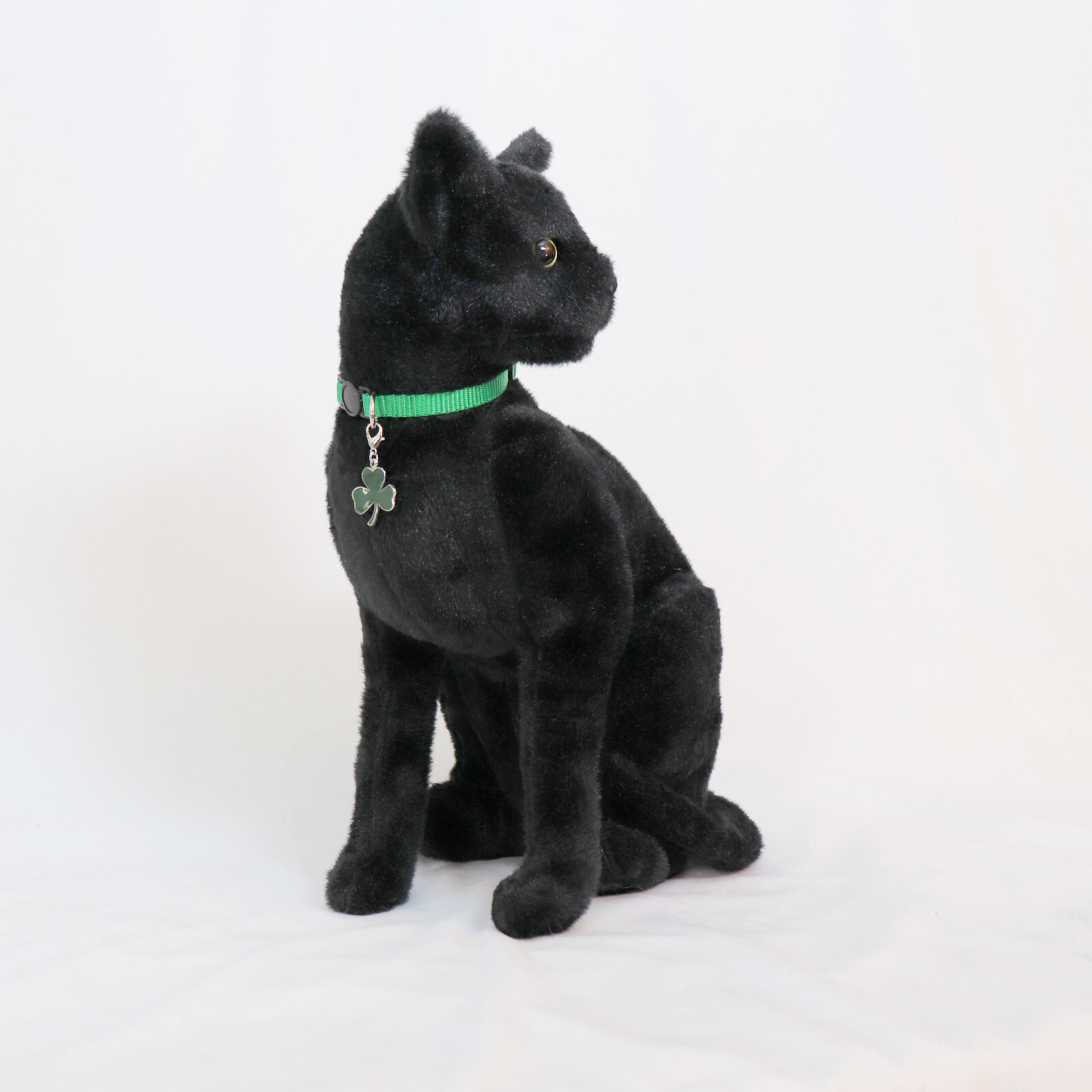 Green Cat Collar Green Shamrock Charm Safety Breakaway Adjustable Neck  -CC-1037