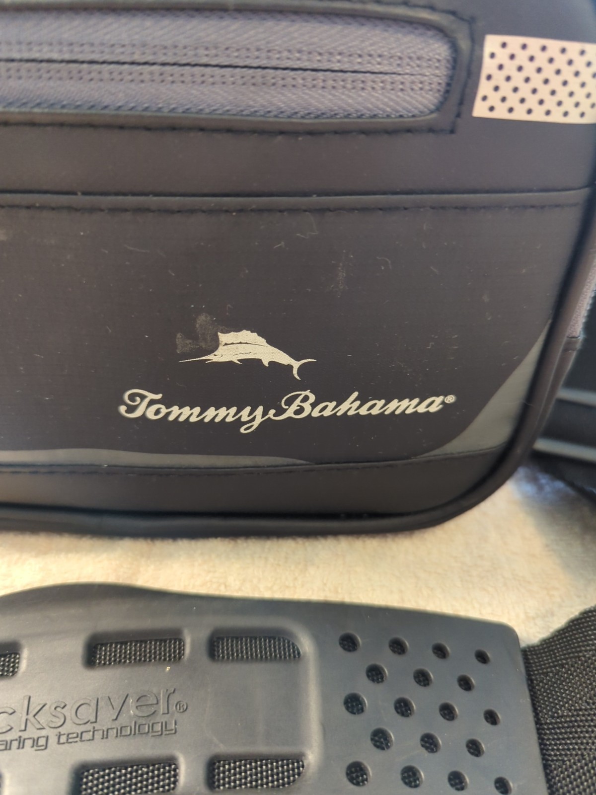 TOMMY BAHAMA Zipperless Lunch Cooler Shoulder Bag 9 Cans Deep Freeze Black Gray