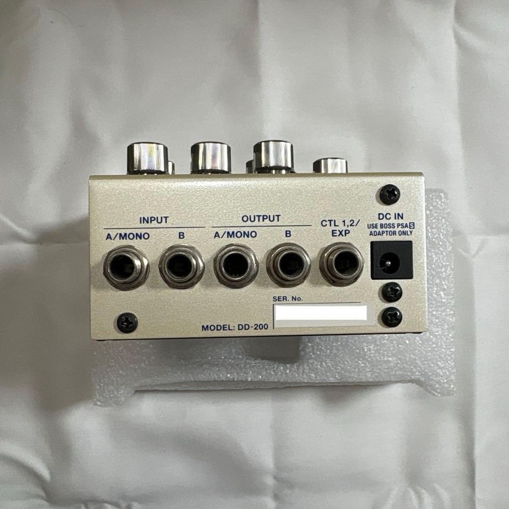 Boss DD 200 Digital Delay Pedal Guitar Effect Time Delay Fully Functional