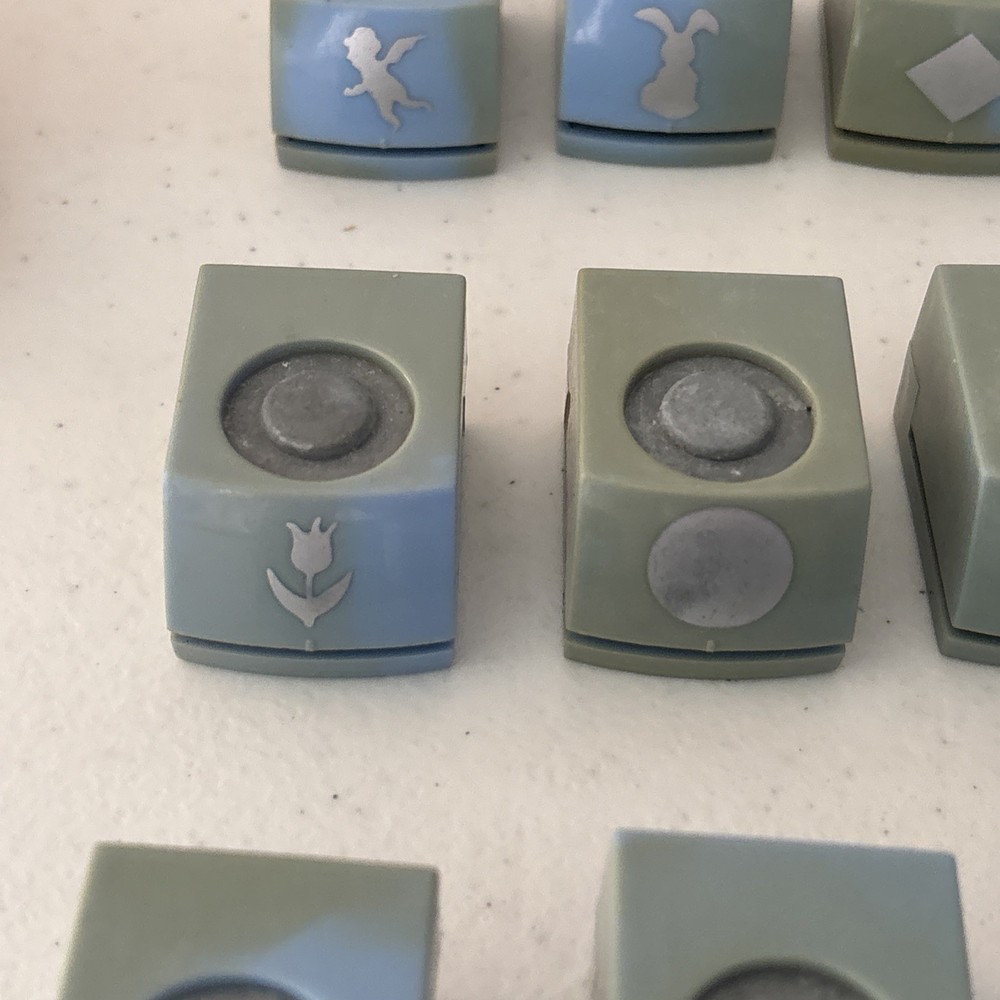 Interchangeable Punch- 12 Punches & Handheld Punch