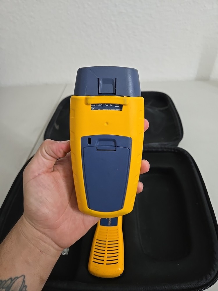 Fluke Networks Microscanner2 Cable Verifier Tester Kit MS2-100 Intellitone Pro 2