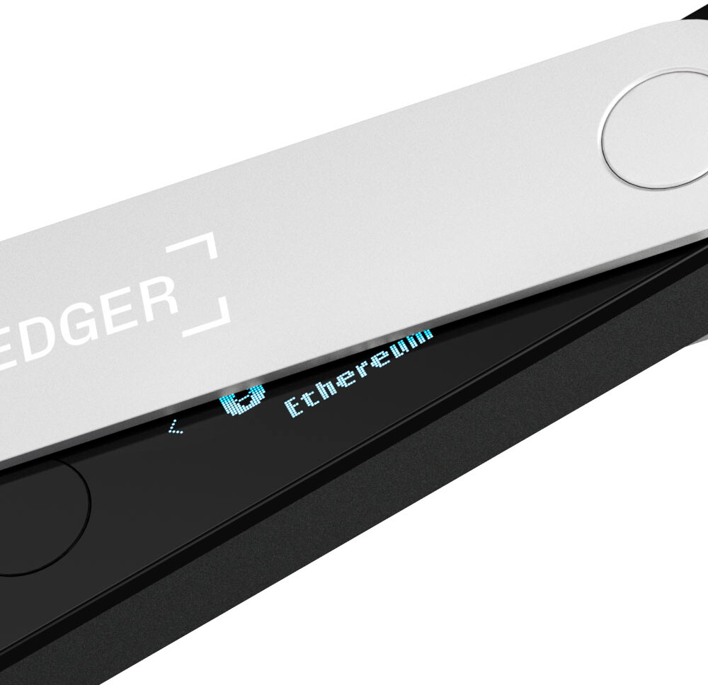 Ledger - Nano X Crypto Hardware Wallet - Bluetooth - Onyx Black