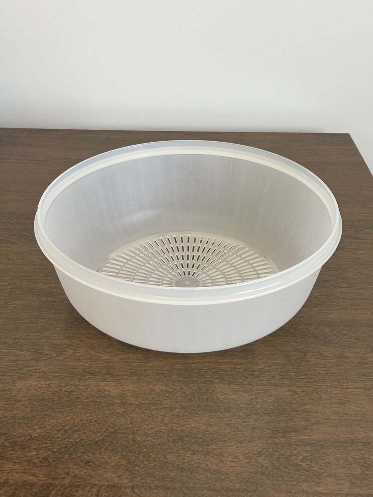 TUPPERWARE 10" CRYSTALWAVE STEAMER STRAINER ~ USA!