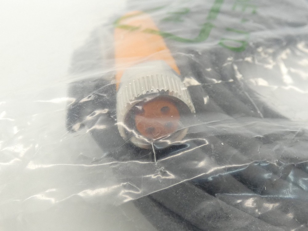 IFM Electronic EVC467 Patch Cable 10M AWG 23 - NEW Surplus!