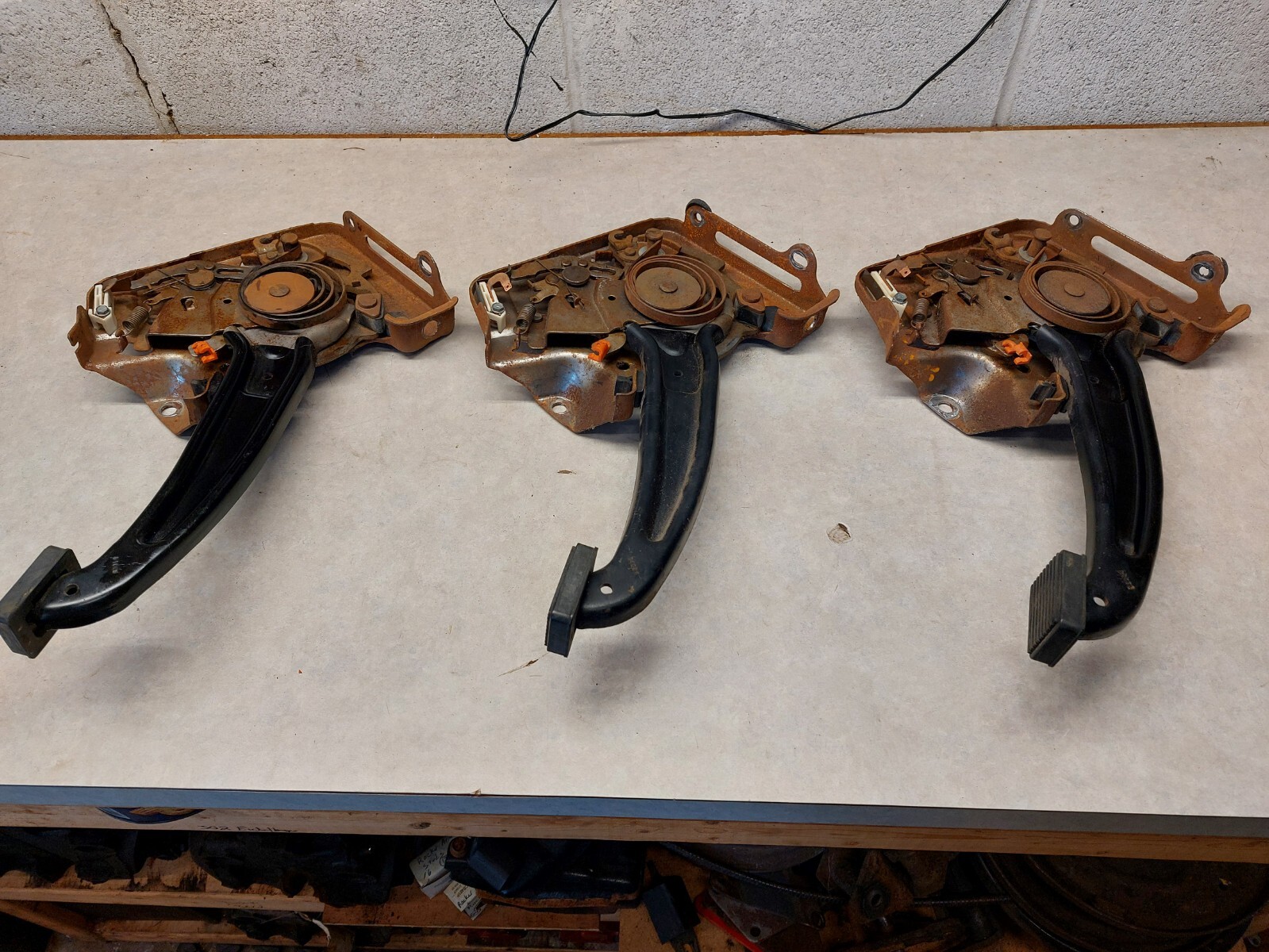 1998 Dodge Ram Truck Emergency Brake Pedal 1500 2500 parking E brake 1999 99 98