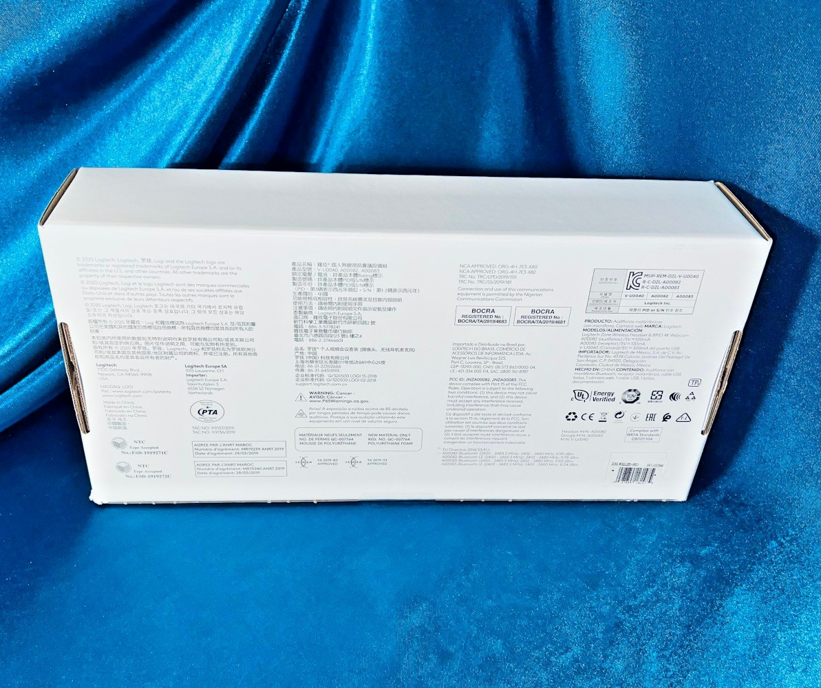 Logitech PRO Personal Video Collaboration Kit - Webcam and Headset - 991-000344