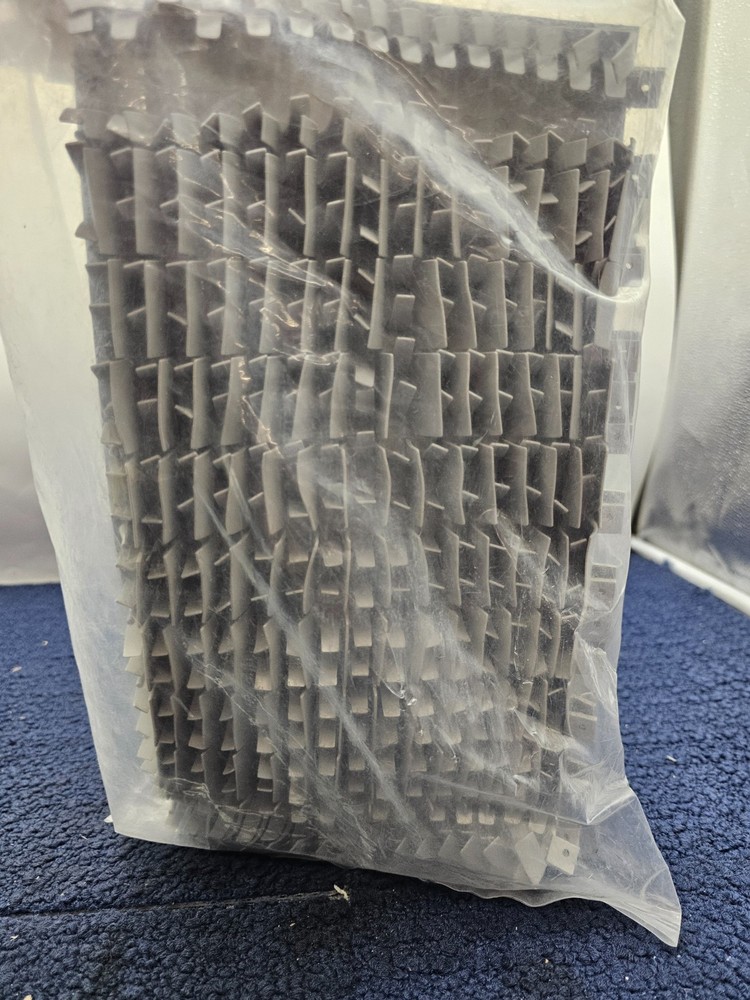 (QTY 2) Dolphin 6101641-R2 Combination Climbing Gray Replacement Brushes