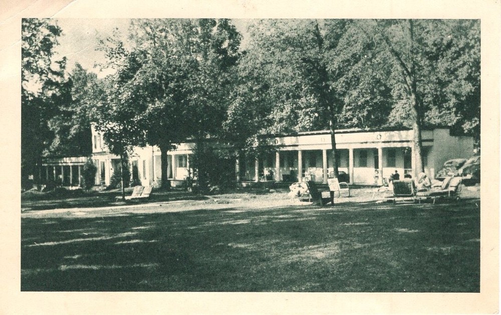 FAMILY HOME - PC2542