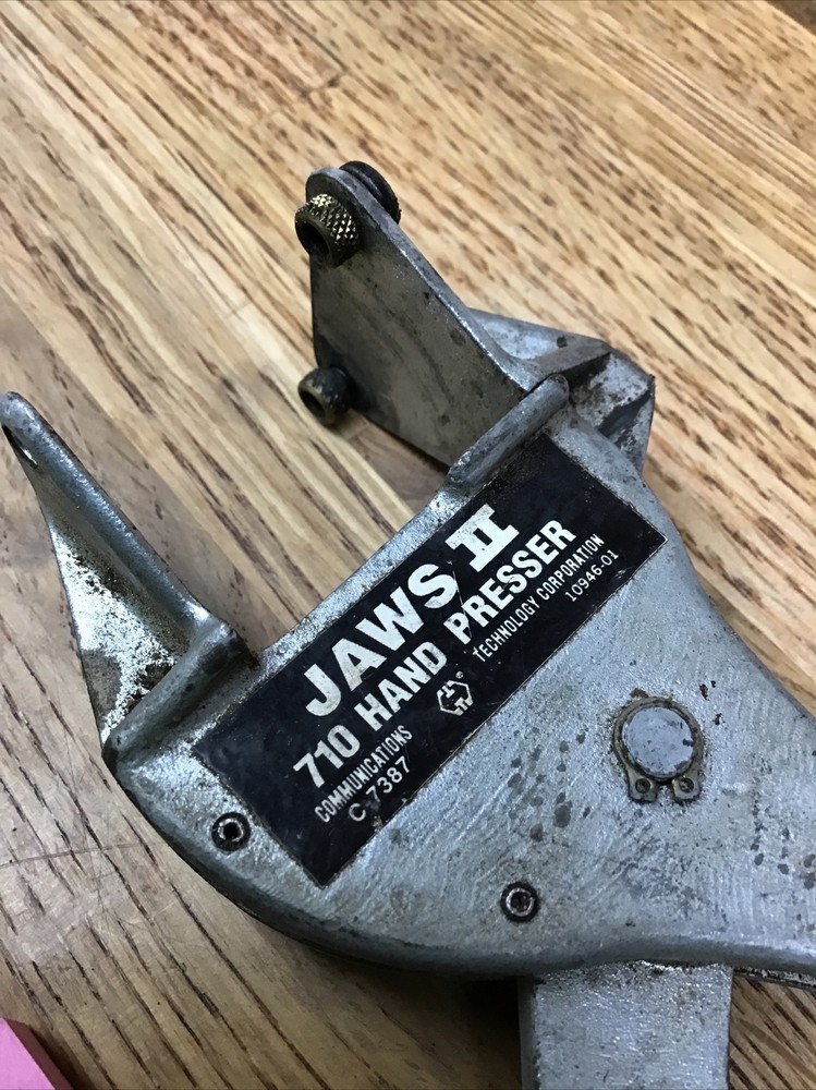 Jaws II 710 Hand Presser  