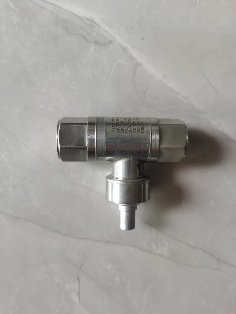 1PC USED Druck DPI 705 Pressure Indicator