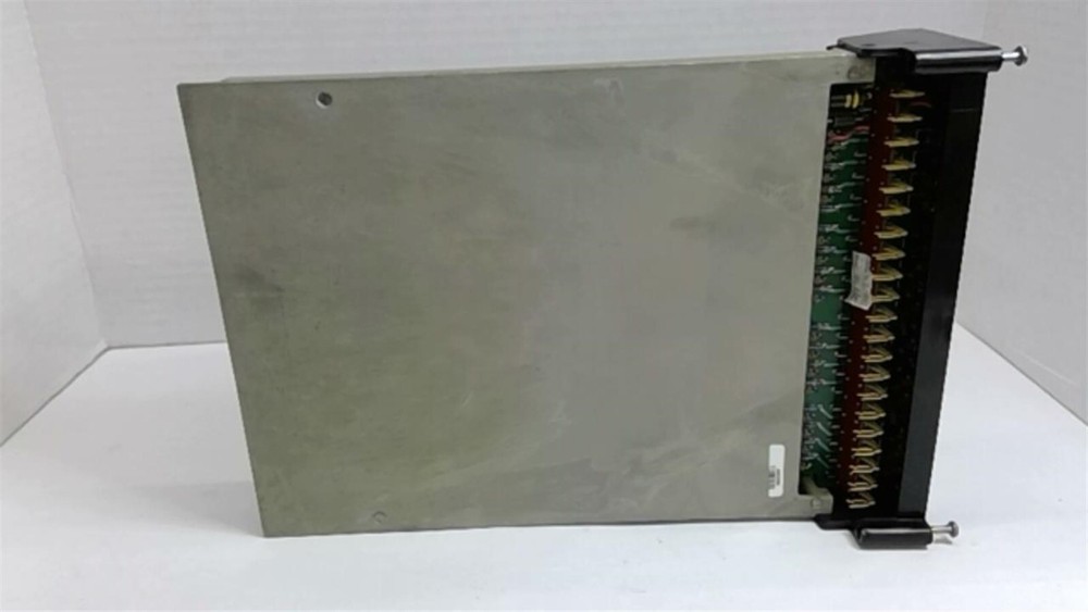 Gould B233-501 24 VDC Input Module