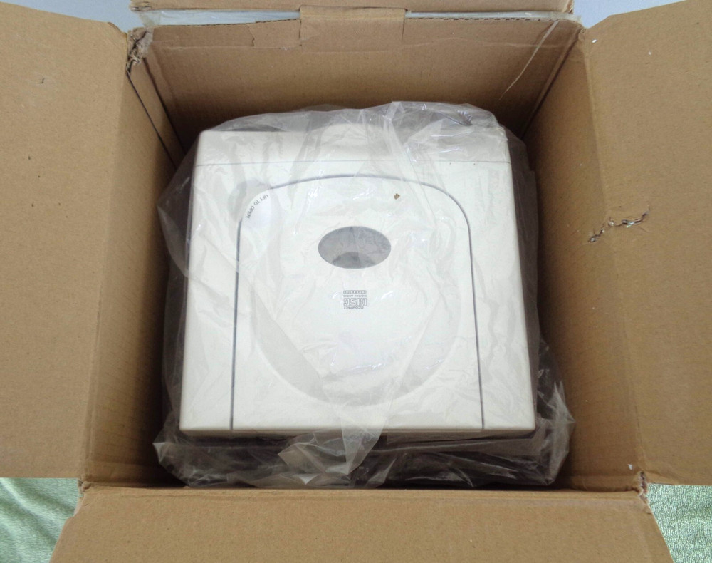 The Singing Machine- SML385UW- Karaoke Player- CD, USB, Bluetooth- Disco Lights