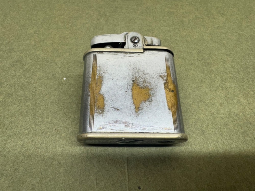 Vintage Ronson Whirlwind Lighter