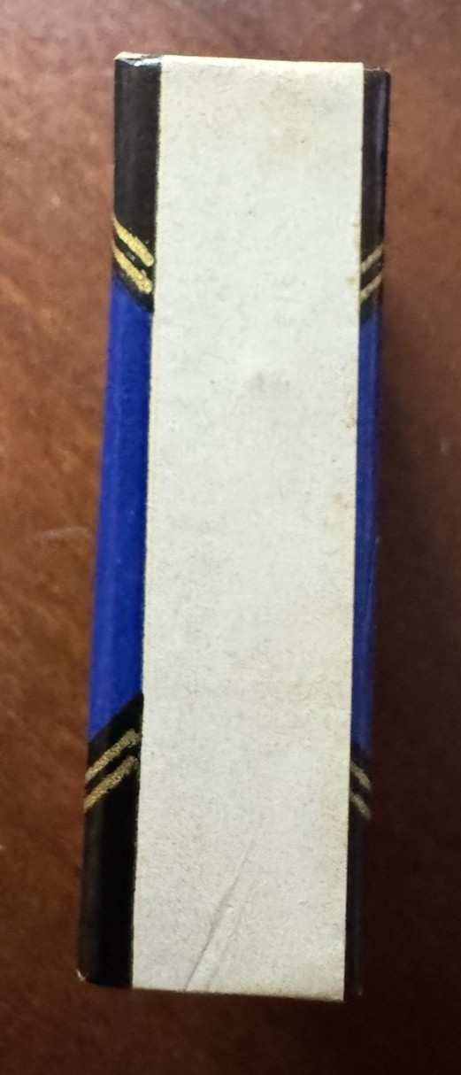 Vintage ~ Dennison's ~ Mini Book Paper Clip Box w/Paper Clips ~ 2 1/4" x 1 3/4"