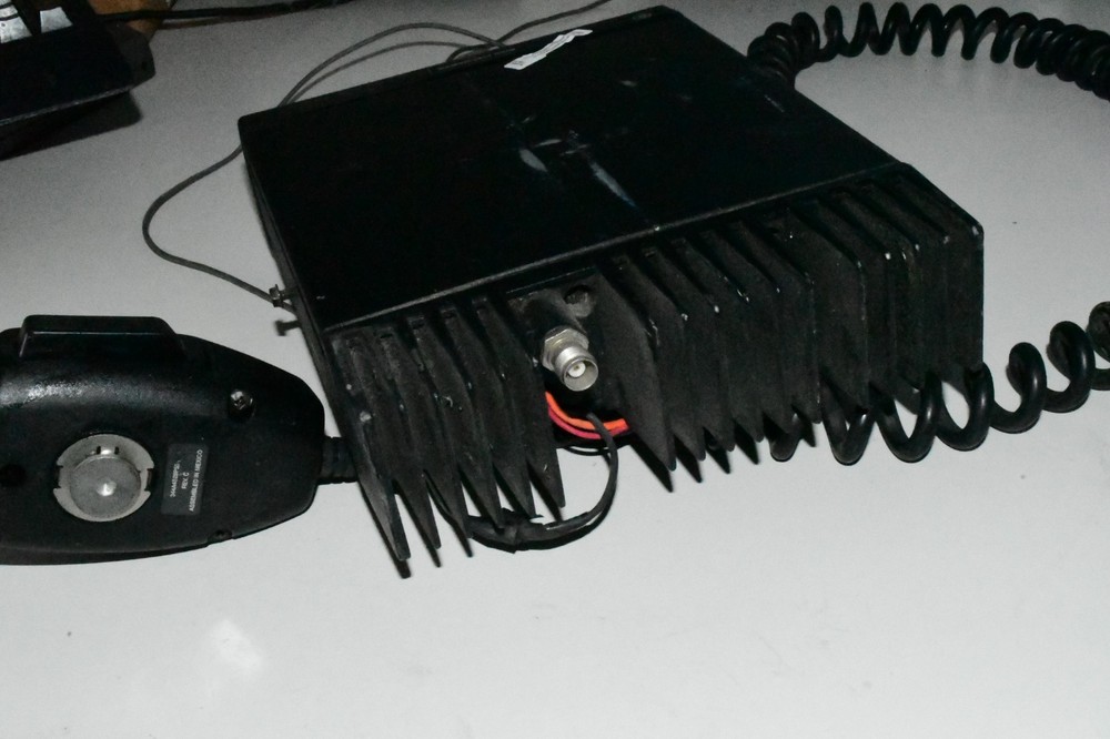 GE MDR PM92SN RADIO WITH MICROPHONE NEEDS PROGRAMMING RARE W4C2
