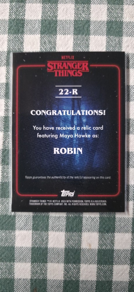 topps stranger things 2025 Robin 98/99