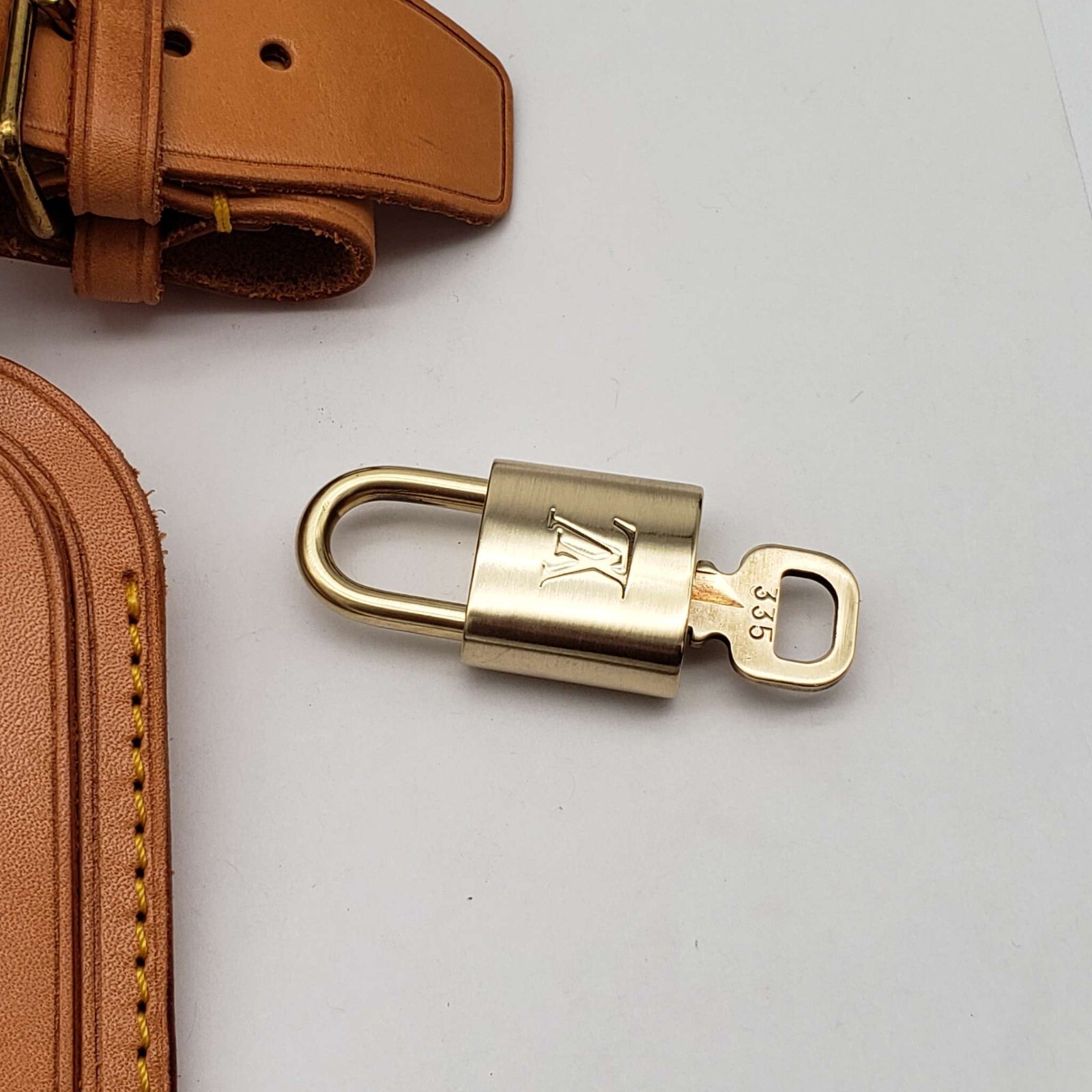 Authentic Louie Vuitton Luggage tag with Lock and Key#1
