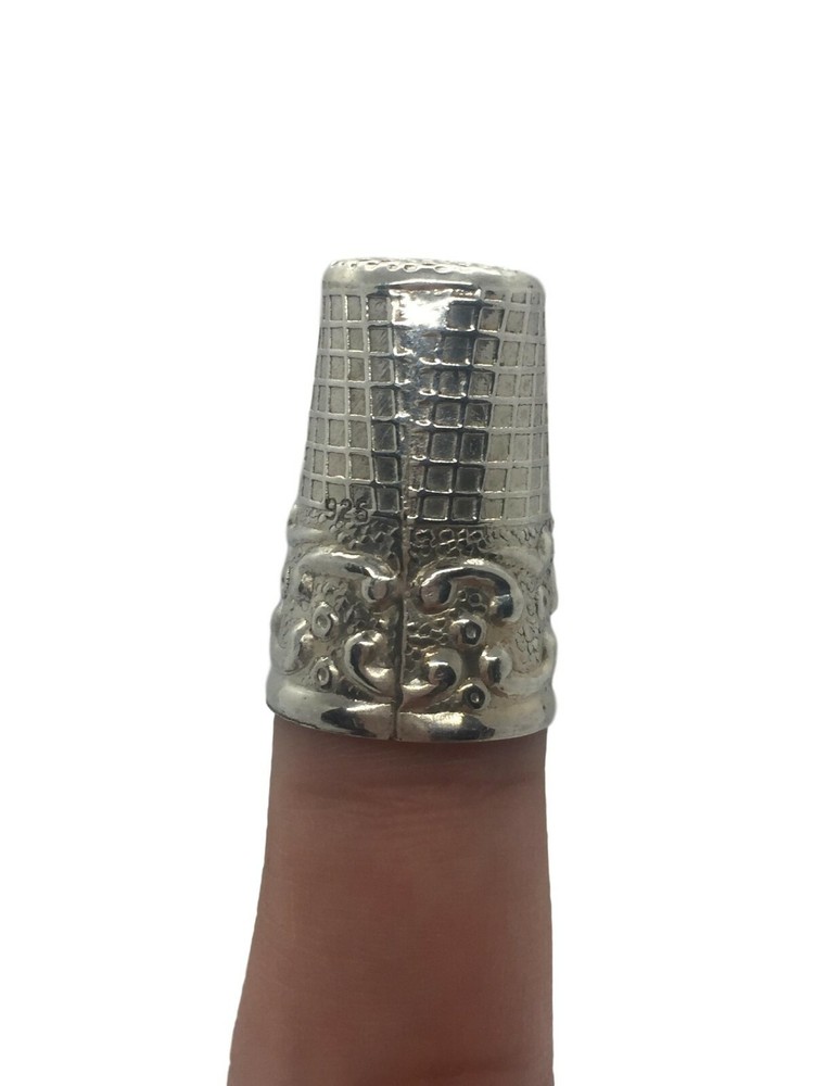 VTG Sterling Silver Duck Thimble - Embossed Decorated