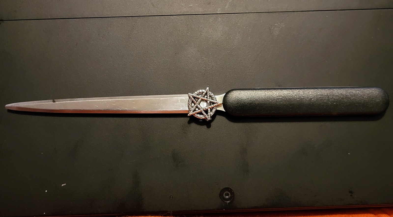 ~ Beautiful 7in Athame with Pentagram Charm Wicca Pagan