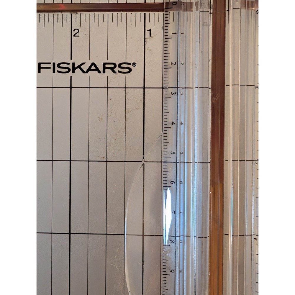 FISKARS MEASURING RULER THING