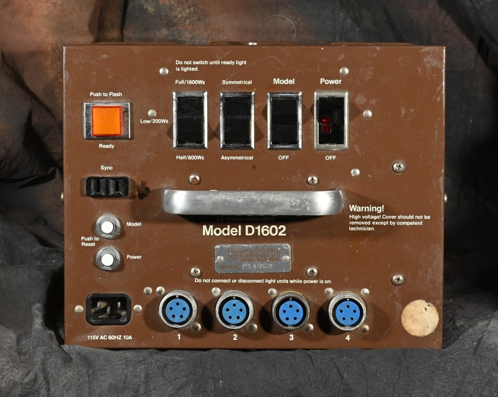 Speedotron 1600w/s Light Set