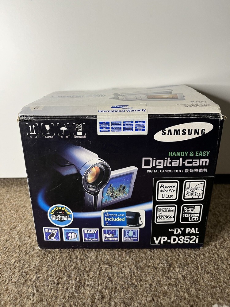 Samsung VPD352i Compact Mini DV Camcorder Silver In Case Charger & Original Box