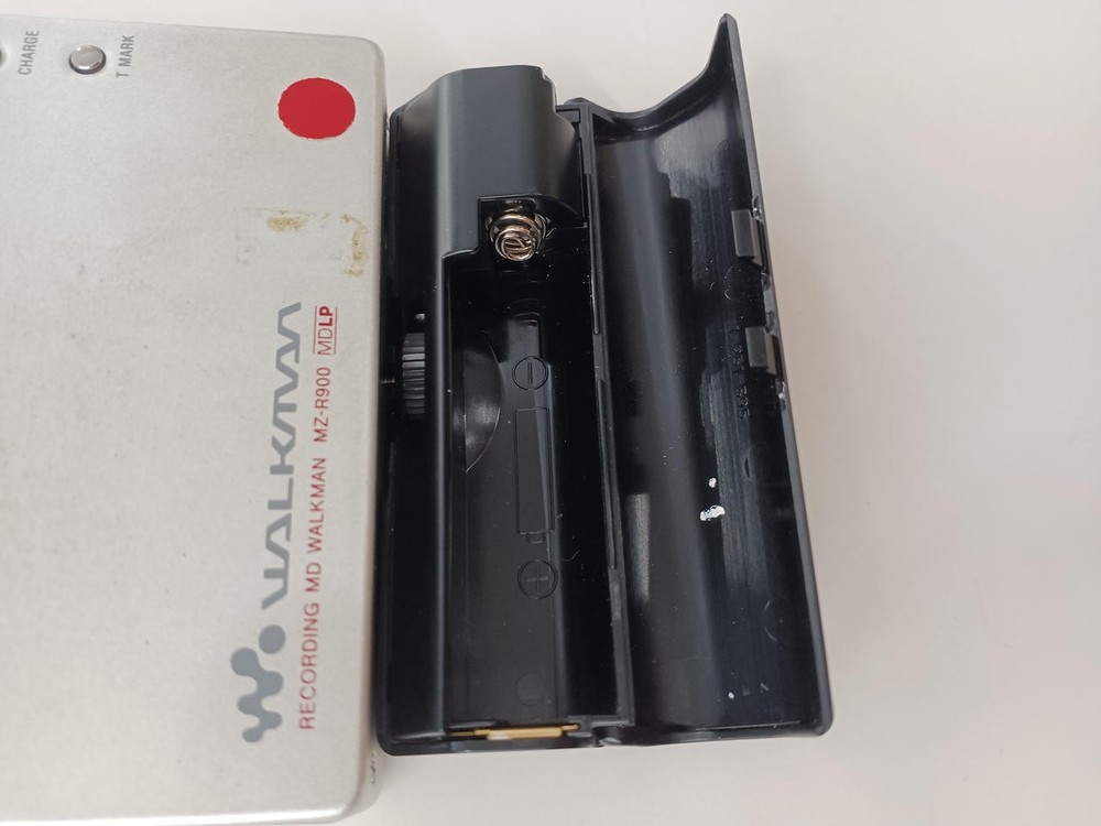 SONY MZ-R900 MD Walkman