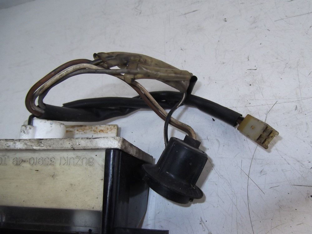 SUZUKI RG250 NUMBER PLATE LIGHT