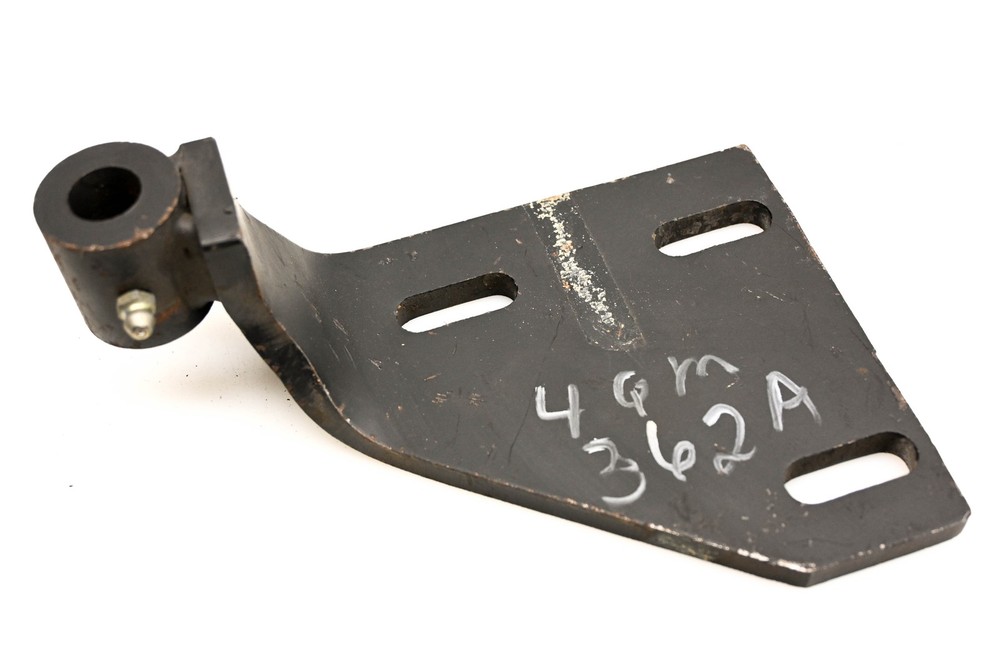 Mack 4QM362A Hinge Bracket NOS