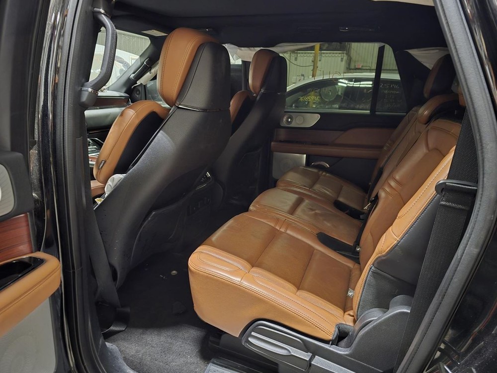 Camera/Projector Camera Windshield Mounted Fits 18-22 NAVIGATOR 1548104