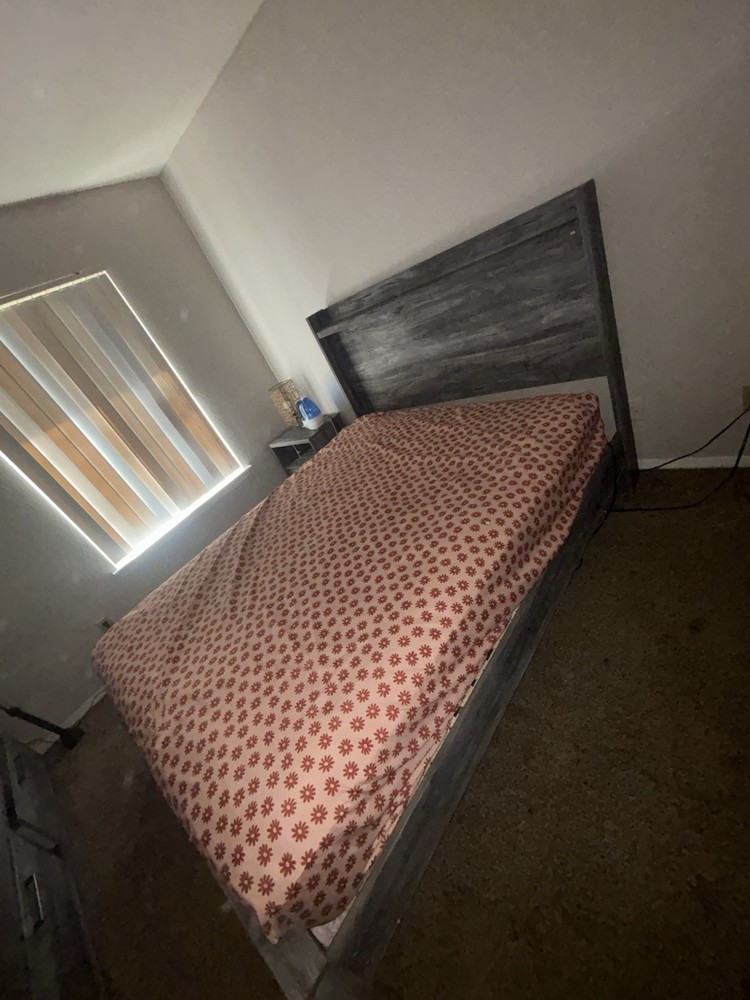 Queen Bedroom Set