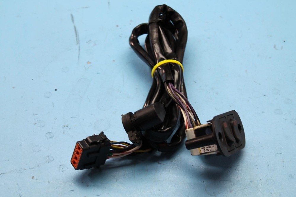 1371 01 HARLEY-DAVIDSON ELECTRA GLIDE CB SWITCH POD CONSOLE INSTRUMENT PANEL