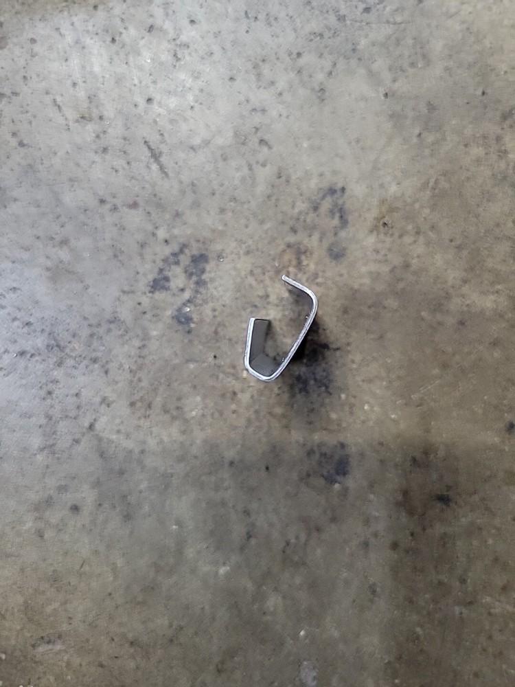 Open Poly Seals for 1/2" Strap Width PET Polyester Strapping [Metal Clips]