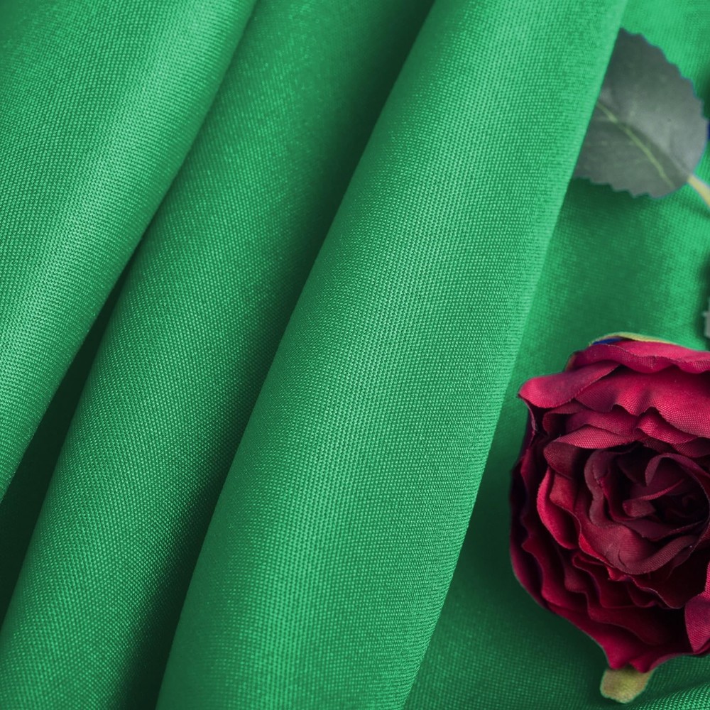 2pack 108 Inch Emerald Round Tablecloth in Washable Polyester Fabric for Wedd...