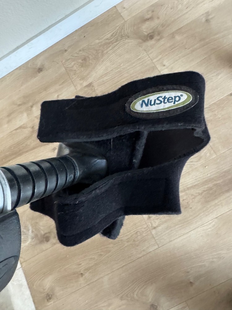 NuStep T4r Leg Stabalizer