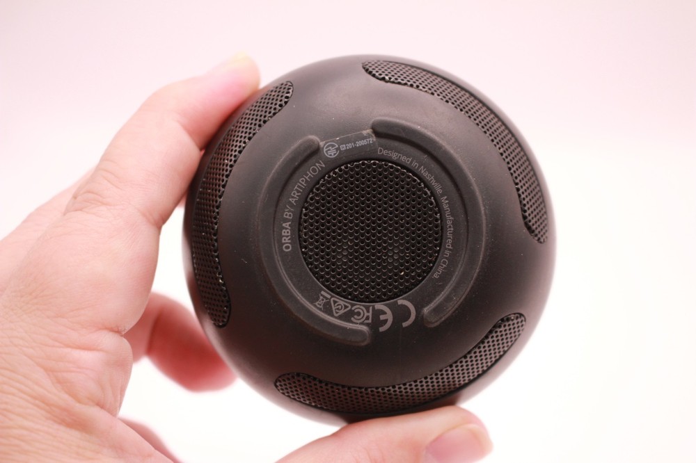 Artiphon Orba Palm Synthesizer Looper & MIDI Controller