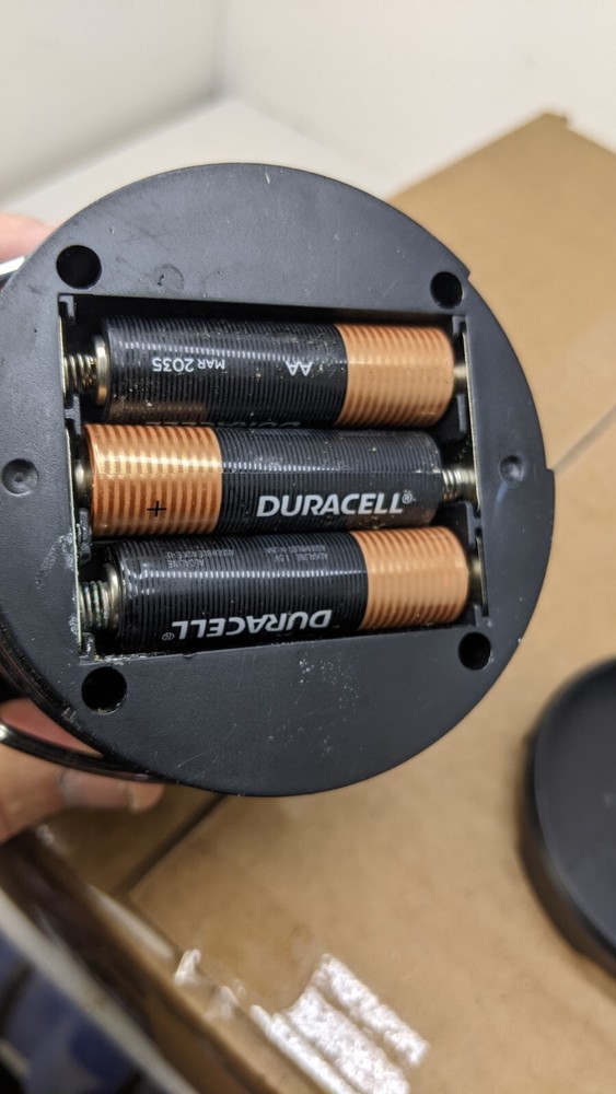 Cascade Mountain Tech Collapsible LED Lantern Pre-owned Good Working Condition