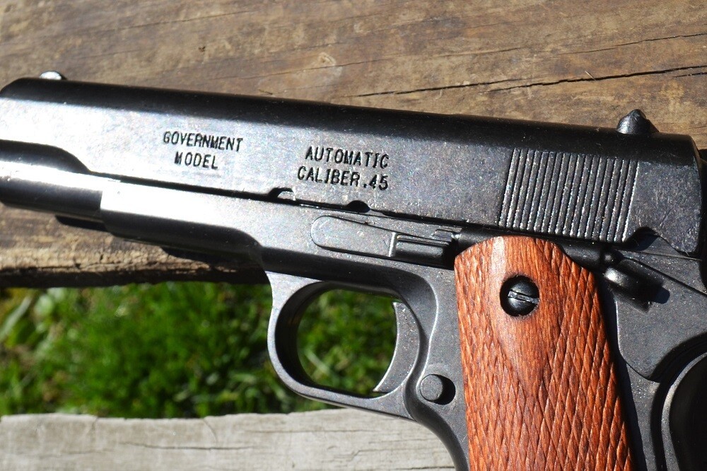 Non-Firing Denix Replica Colt M1911 A1 .45 Caliber Government 1911
